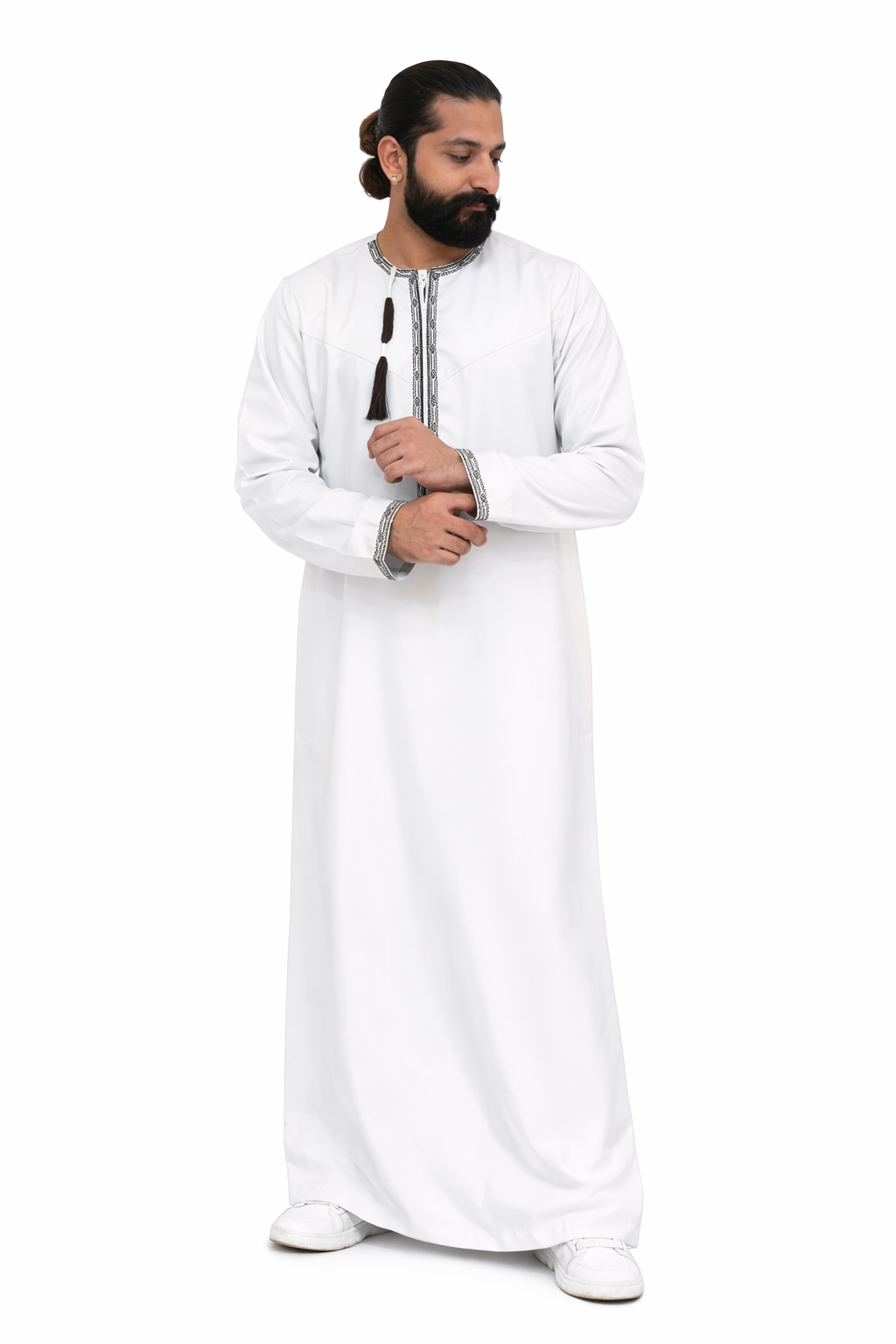 LUXURY WHITE/BLACK OMANI THOBE