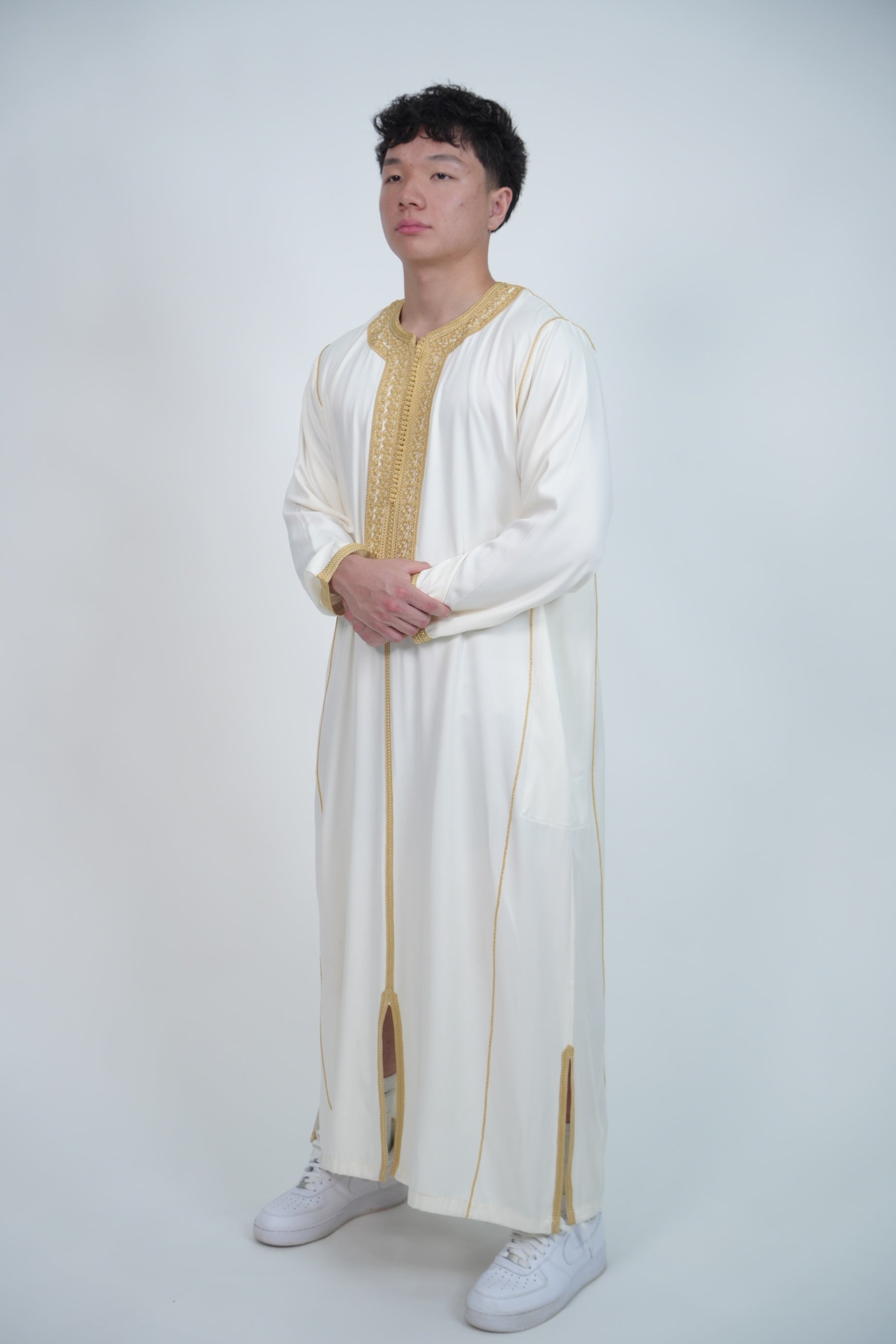 Azeez |عزيز (White/Gold)