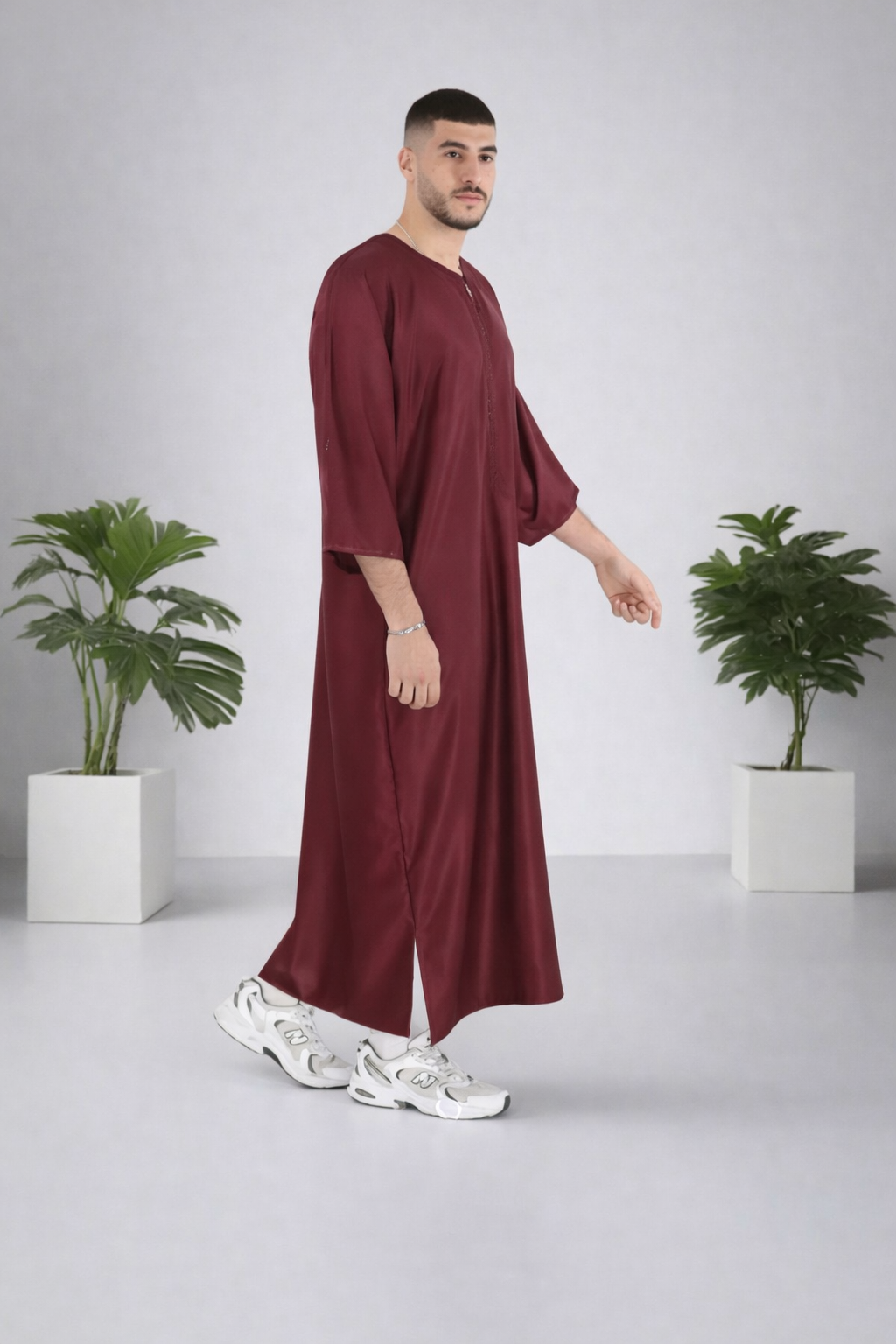 LUXURY BURGUNDY MOROCCAN GANDOURA