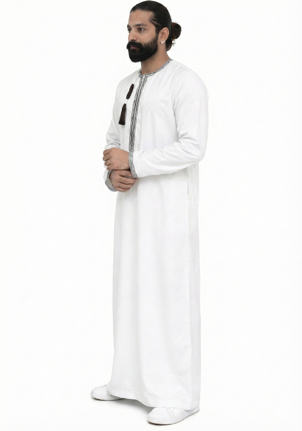 LUXURY WHITE/BLACK OMANI THOBE