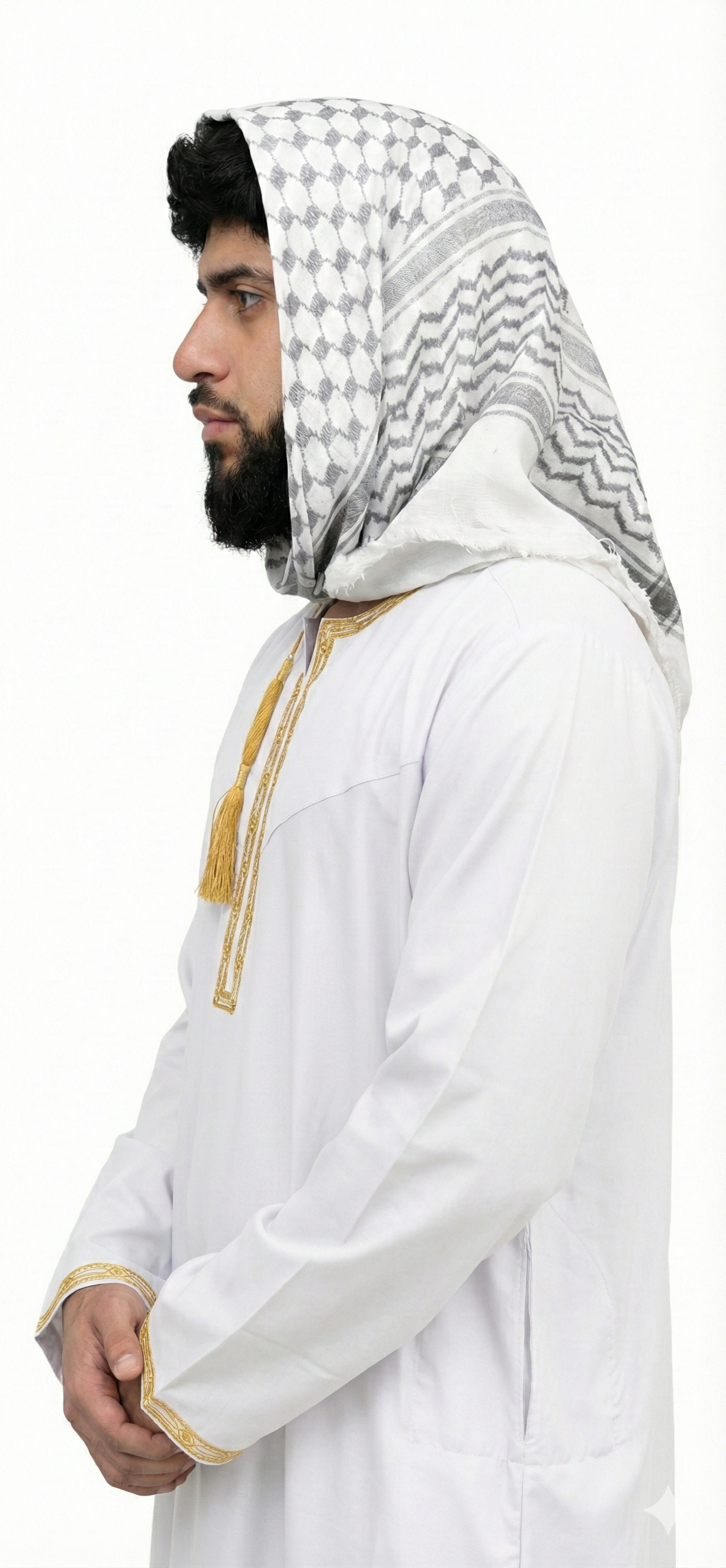 LUXURY WHITE/GOLD OMANI THOBE
